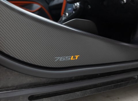 McLaren 765LT 29