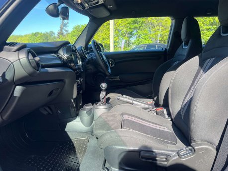 Mini Hatch 1.5 Cooper Sport 3dr 38