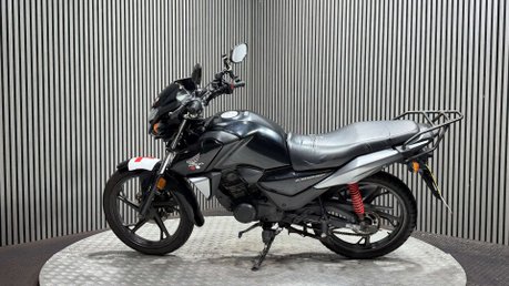 Honda CB CBF125 2022 HIGH MILES RUNNING PROJECT BIKE SPARES OR REPAIR 125CC 6