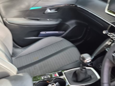 Peugeot 208 PURETECH ALLURE S/S 20