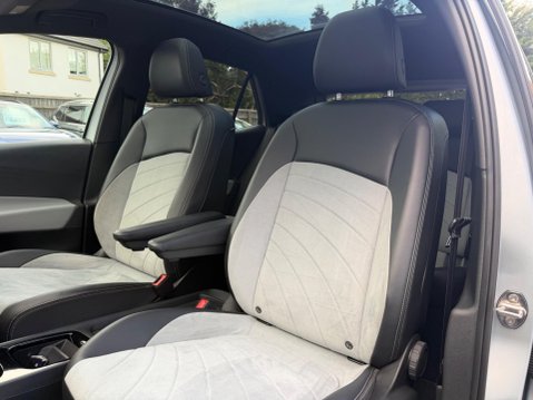 Volkswagen ID.3 Pro Performance 58kWh Family Auto 5dr 42