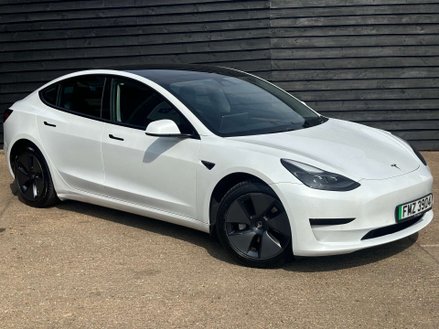 Tesla Model 3 Model 3 Standard Range + 4dr