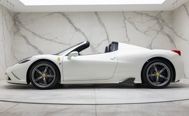 Ferrari 458 Speciale Aperta 6