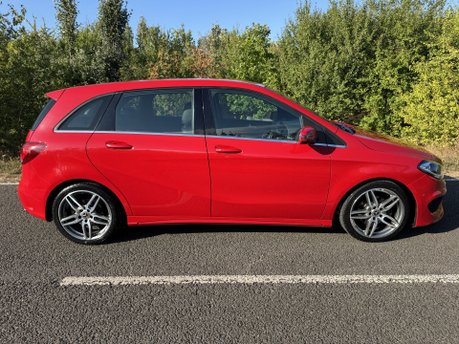 Mercedes-Benz B Class B 200D AMG Line Executive Auto Diesel PARKTRONIC/CAMERA/SAT NAV 4
