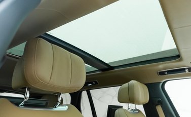 Land Rover Range Rover P400 AUTOBIOGRAPHY LWB 13