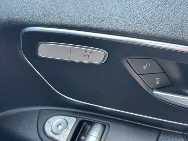 Mercedes-Benz Vito Crew Cab AUTO LWB L2H1 Sport 119 Camera Nav Sensors EURO 6 27