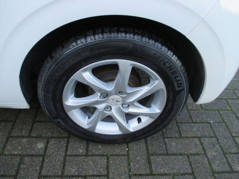 Peugeot 208 1.0 PureTech Active Euro 6 3dr 13