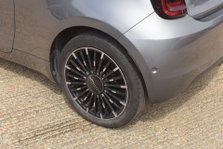 Fiat 500e La Prima 19