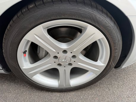 Mercedes-Benz CLS CLS320 CDI 38