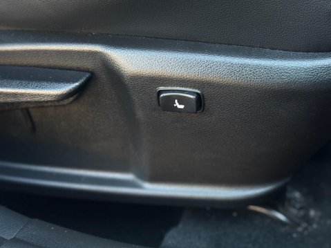 Kia Ceed 1.6 T-GDi GT Tech Euro 5 5dr 95