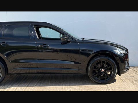 Jaguar F-Pace 2.0 F-PACE Chequered Flag AWD D Auto 4WD 5dr 8