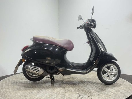 Piaggio Vespa Primavera 2017 22K GOOD RUNNING PROJECT SCOOTER 125CC LEARNER BIKE