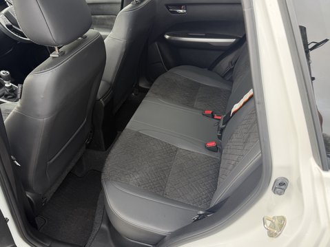 Suzuki Vitara 1.4 Boosterjet 48V Hybrid SZ5 5dr 39