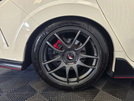 Honda Civic 2.0 i-VTEC Type R GT Hatchback 5dr Petrol Manual Euro 6 (s/s) (320 ps) 26