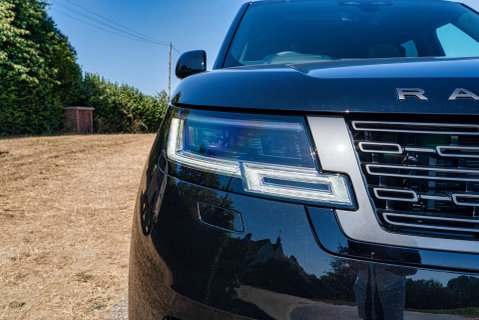 Land Rover Range Rover P460e Autobiography 23