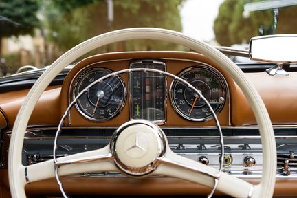 Mercedes-Benz SL 300 Roadster 25