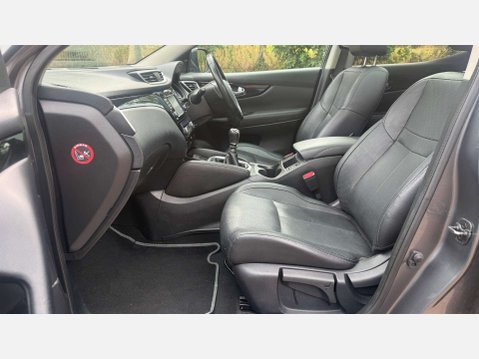 Nissan Qashqai 1.6 Qashqai Tekna dCi 5dr 7