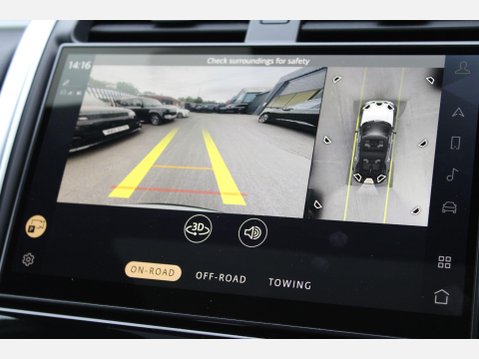 Land Rover Discovery DYNAMIC HSE 3