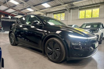 Tesla Model Y PREMIUM LONG RANGE AWD Diamond Black GROK AI Heated & Vented Seats 1 Owner