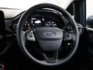 Ford Fiesta TREND 44
