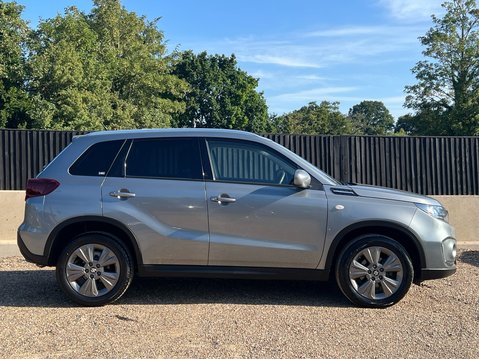 Suzuki Vitara SZ-T 5