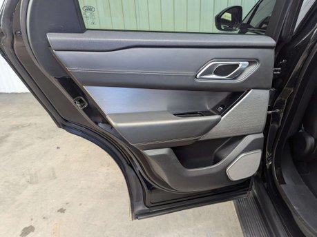 Land Rover Range Rover Velar 2.0 Range Rover Velar R-Dynamic HSE D240 Auto 4WD 5dr 65