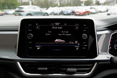 Volkswagen T-Roc STYLE TSI DSG 26