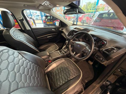 Ford Kuga 2.0 TDCi Vignale Powershift AWD Euro 6 (s/s) 5dr 9