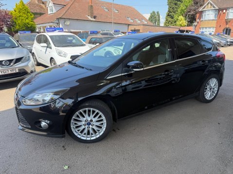 Ford Focus 1.6 Zetec Euro 5 5dr 4