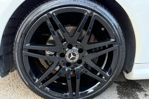 Mercedes-Benz E Class E220 BLUETEC AMG LINE -19 INCH ALLOYS -FULL SERVICE HISTORY 48