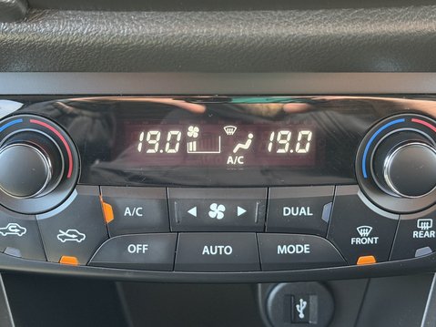 Suzuki S-Cross 1.5 Hybrid Motion 5dr AGS 27