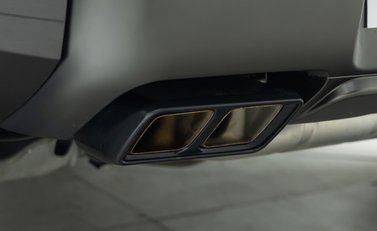 Land Rover Defender 110 OCTA 36