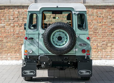 Land Rover Defender 90 Heritage 5