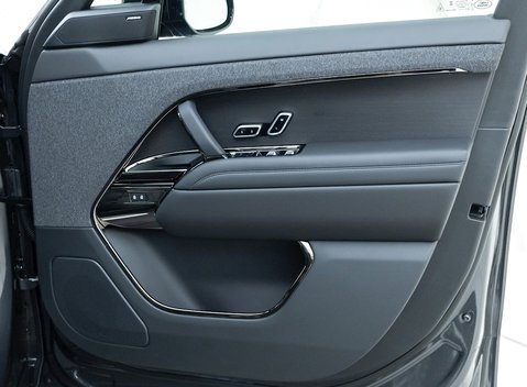 Land Rover Range Rover Sport P440e Dynamic SE 20