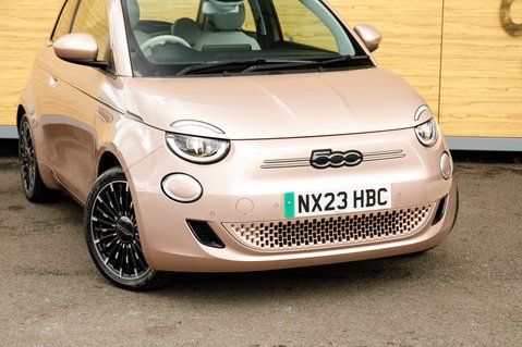 Fiat 500e LA PRIMA 12