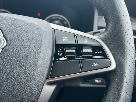 KGM Musso SARACEN 29