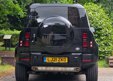 Land Rover Defender 2.0 Defender X-Dynamic HSE Auto 4WD 5dr 62