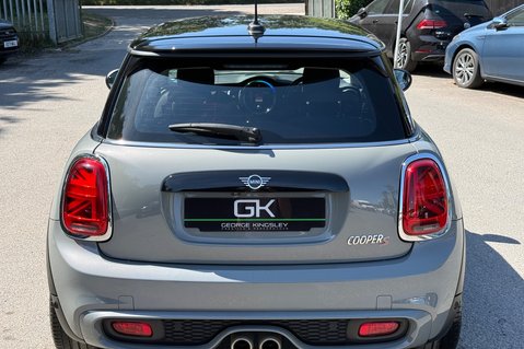 Mini Hatch COOPER S CLASSIC - CAT S - LOW MILEAGE - NAV & COMFORT PLUS PACKS -CAMERA 7