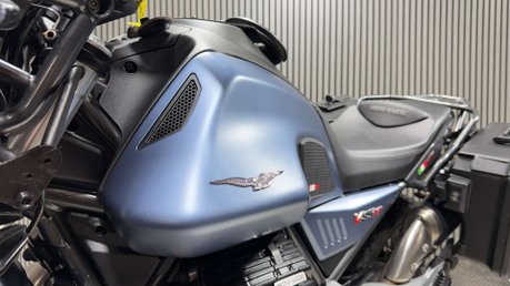 Moto Guzzi V85 850 TT 2019 37K MOT SEPTEMBER 2027 PANNIERS ADVENTURE BIKE 48