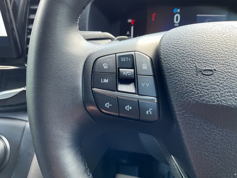 Ford Transit 2.0 350 EcoBlue Limited Auto FWD L3 H3 Euro 6 (s/s) 5dr 17