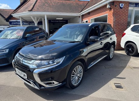 Mitsubishi Outlander 2.4h TwinMotor 13.8kWh 4h CVT 4WD Euro 6 (s/s) 5dr