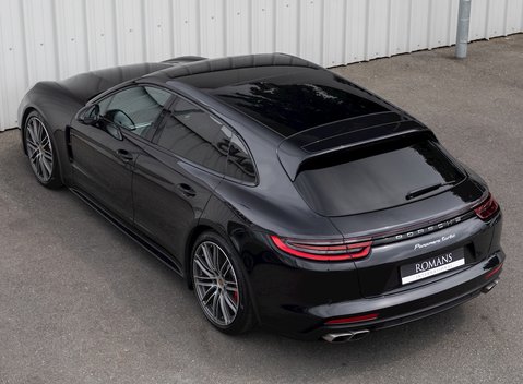 Porsche Panamera Turbo Sport Turismo 9