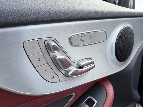 Mercedes-Benz C Class C 220 D 4MATIC AMG LINE 14