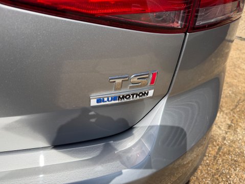 Volkswagen Golf MATCH TSI DSG AUTOMATIC 4