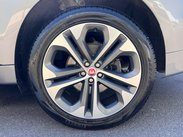 Jaguar F-Pace 2.0 D200 MHEV R-Dynamic HSE Auto AWD Euro 6 (s/s) 5dr 56