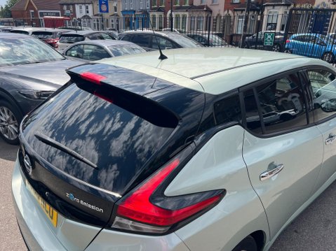 Nissan LEAF 40kWh Tekna Auto 5dr 16