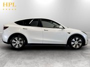 Tesla Model Y (Dual Motor) Long Range SUV 5dr Electric Auto 4WDE (384 bhp) DAB Radio - Re 8