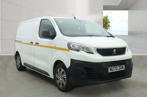 Peugeot Expert MWB L2H1 Low Roof Professional 2700 Air Con Tow Bar EURO 6 NO VAT