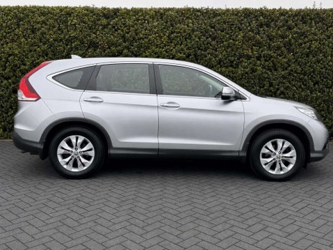 Honda CR-V 2.0 i-VTEC SE SUV 5dr Petrol Auto 4WD Euro 5 (155 ps) 10