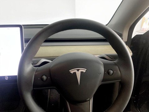 Tesla Model Y SUV 5dr Electric Auto RWD (346 ps) 1 Owner - Cruise - DAB Radio 13